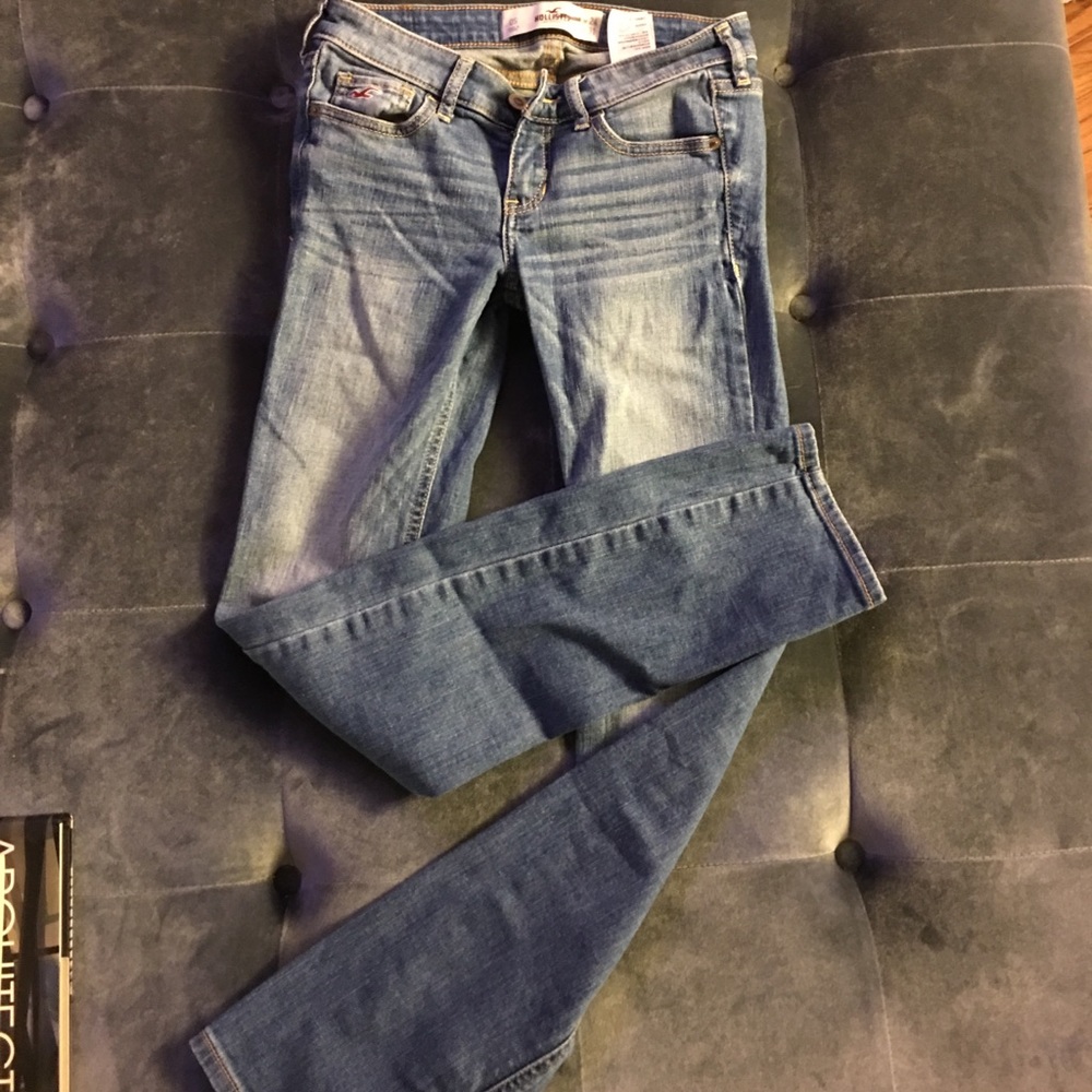 Hollister jeans